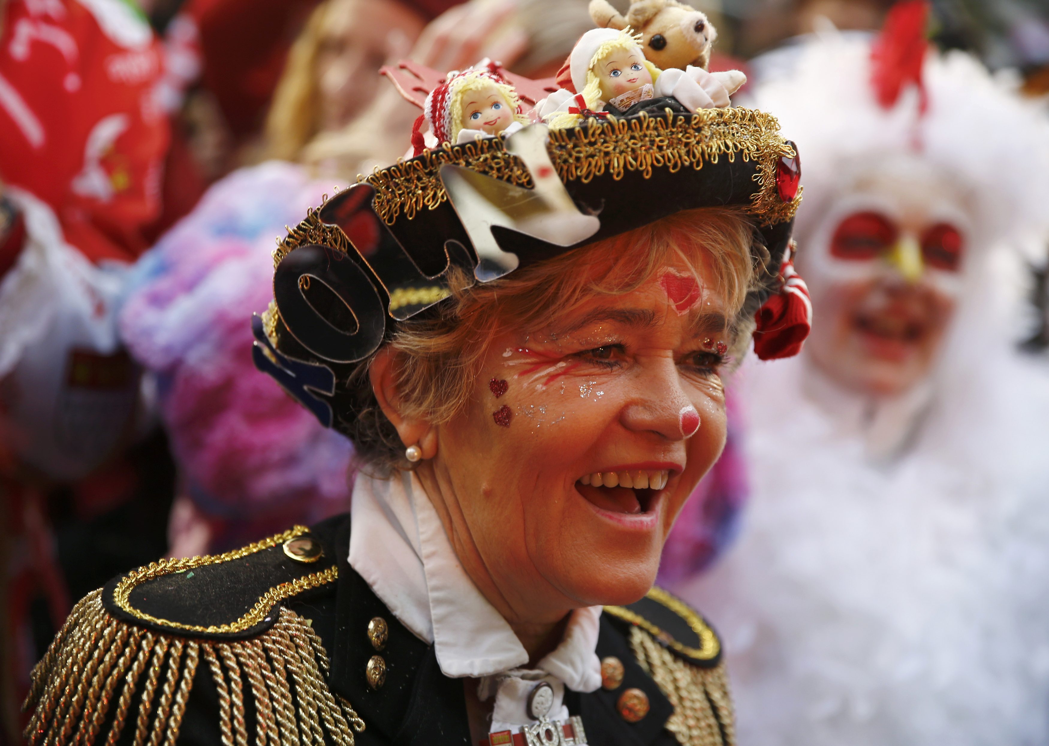 احتفالات فى شوارع مدن ألمانيا خلال أسبوع كرنفال المرأة 3