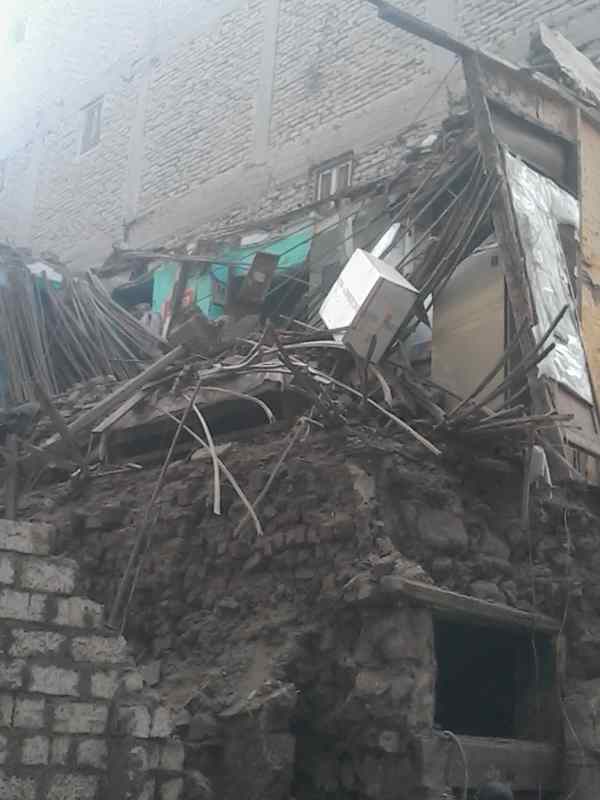 انهيار منزل من طابقين بالمنيا بدون اصابات او وفيات (4)