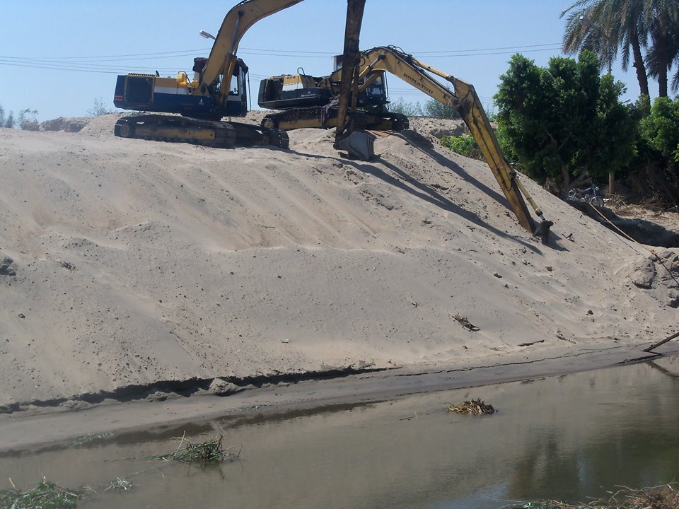 إزالة تعديات النيل بجزيرة البياضية  (4)