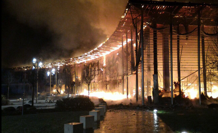 حريق إيطاليا الضخم
