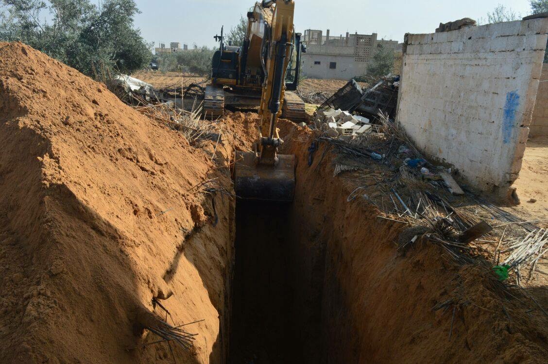 استكمال باقي مخارج  أنفاق الإرهابيين