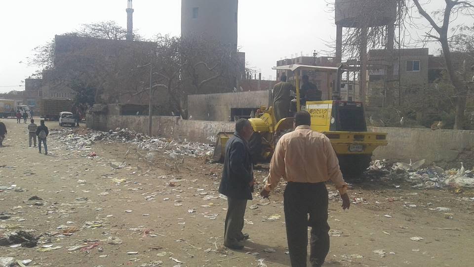 حملة نظافة فى قرى طوخ