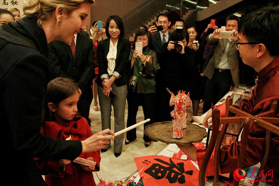 حفيدة ترامب تشارك فى احتفالات السفارة الصينية بامريكا
