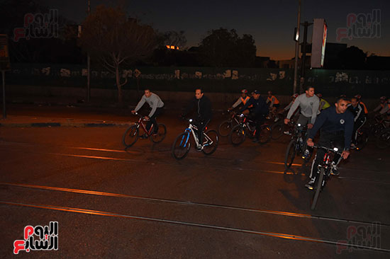 طلبة-الكلية-الحربية-مع-الرئيس-السيسي-في-ماراثون-الدراجات طلبة-الكلية-الحربية-مع-الرئيس-السيسي-في-ماراثون-الدراجات