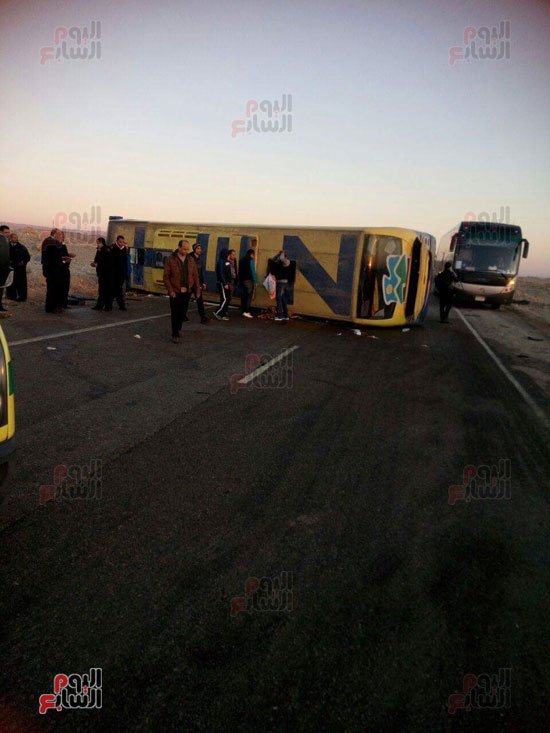 الاتوبيس الذى تعرض للانقلاب