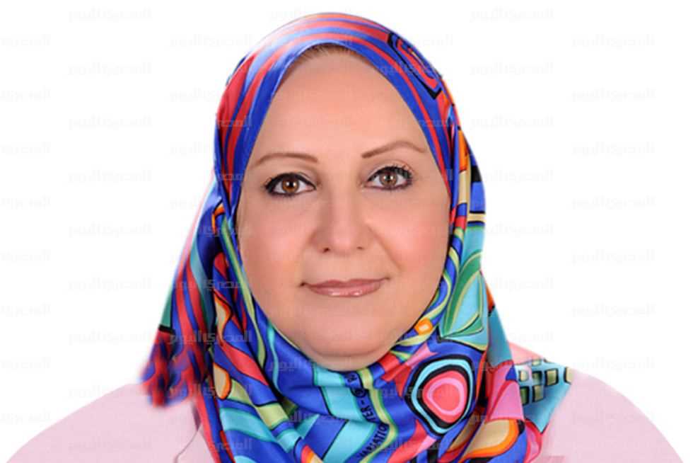 الدكتورة عادلة رجب، المستشار الإقتصادى لوزير السياحة