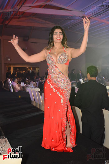 وصلة الفنانة رغد