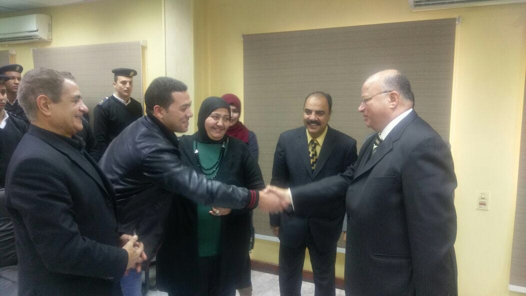 مدير امن القاهرة يوجه الشكر للمدربين ومسئولى اتحاد الصم والبكم مدير امن القاهرة يوجه الشكر للمدربين ومسئولى اتحاد الصم والبكم