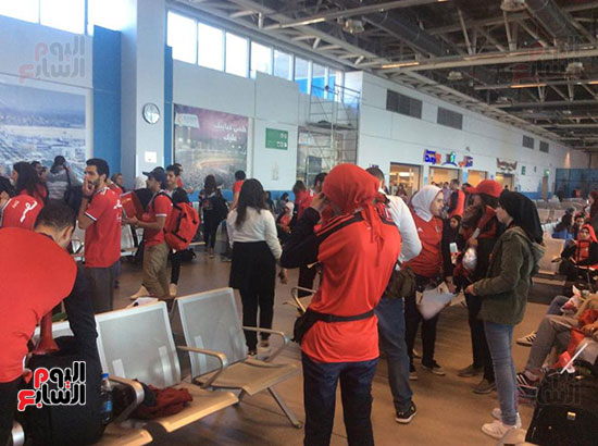 مشجعى-المنتخب--يستعدون-للمغادرة-لحضور-المباراة-النهائية