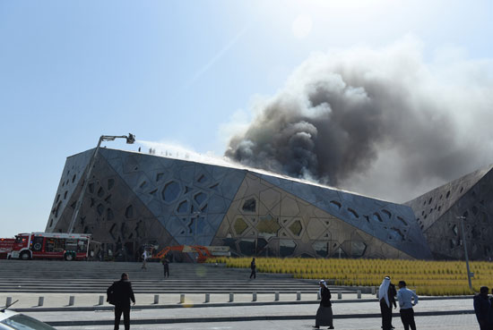  حريق فى المركز الثقافى باكويت