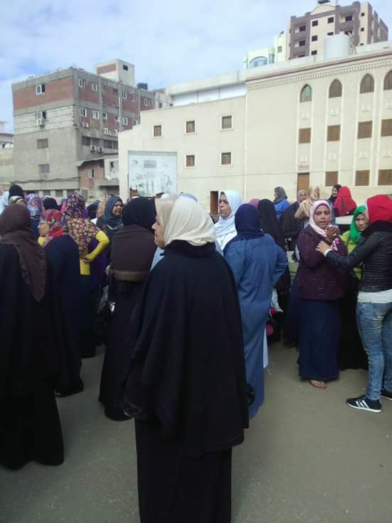 الممرضات يتظاهرن للمطالبة بحقوقهن