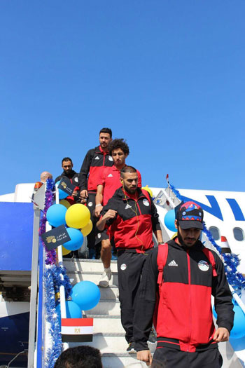 وصول منتخب مصر مطار القاهرة (5)