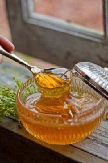 قناع العسل بالفراولة