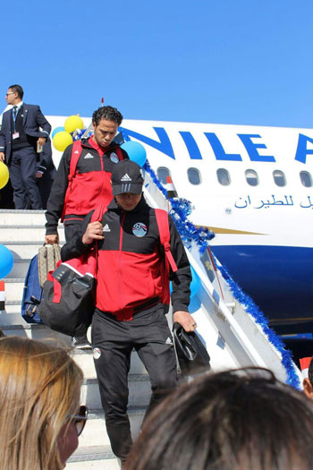 وصول منتخب مصر مطار القاهرة (13)