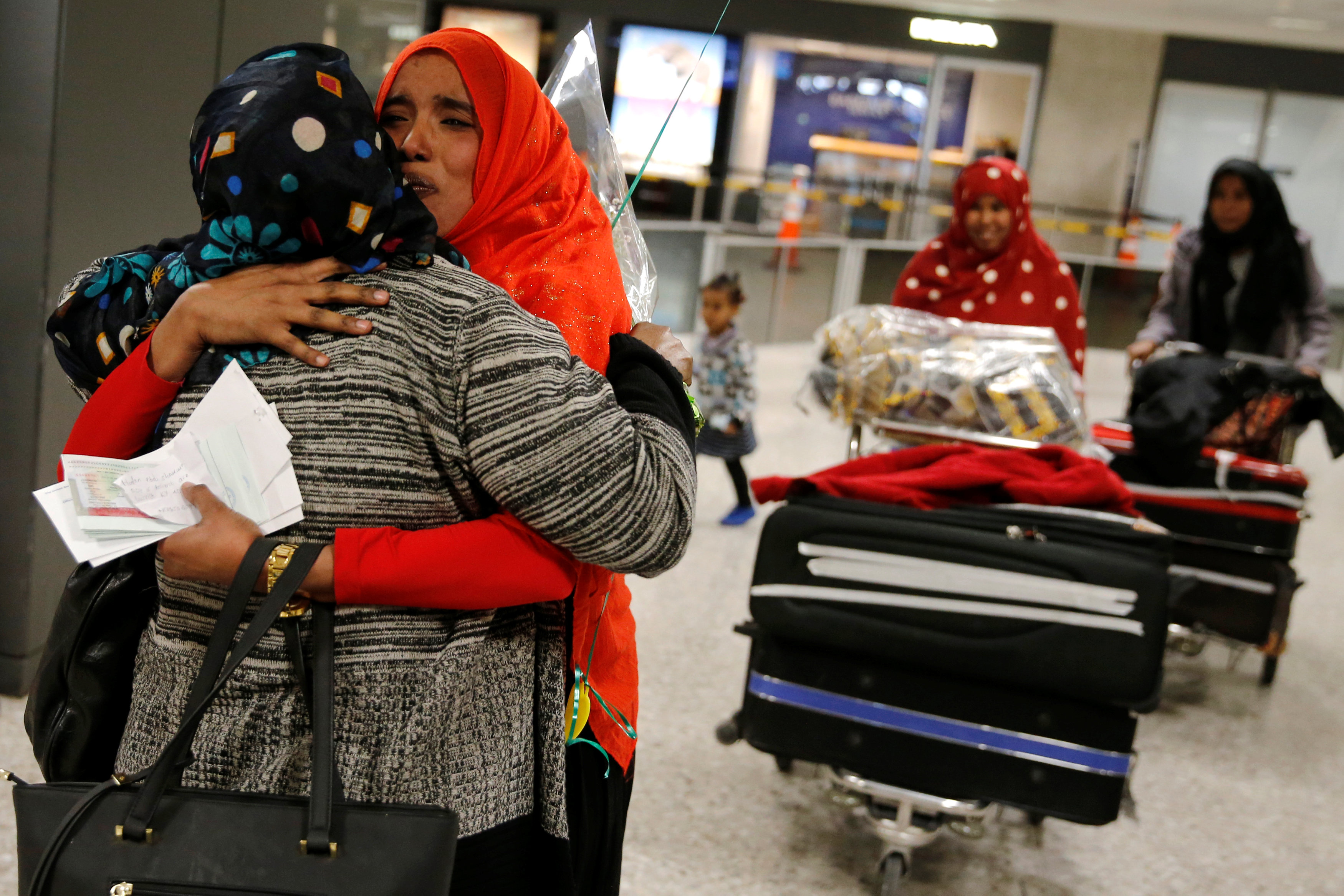 وصول المهاجرين إلى مطارات الولايات المتحدة