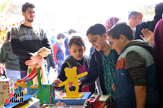 الأطفال فى معرض القاهرة للكتاب