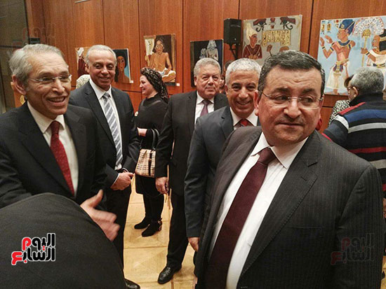 السفير-المصرى-فى-برلين-يلتقى-وفد-المجلس-التصديرى-والنواب-(1)