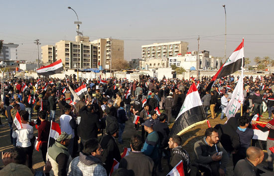 تظاهرة للتيار الصدري تطالب بتغيير اعضاء مفوضية الانتخابات العراقية