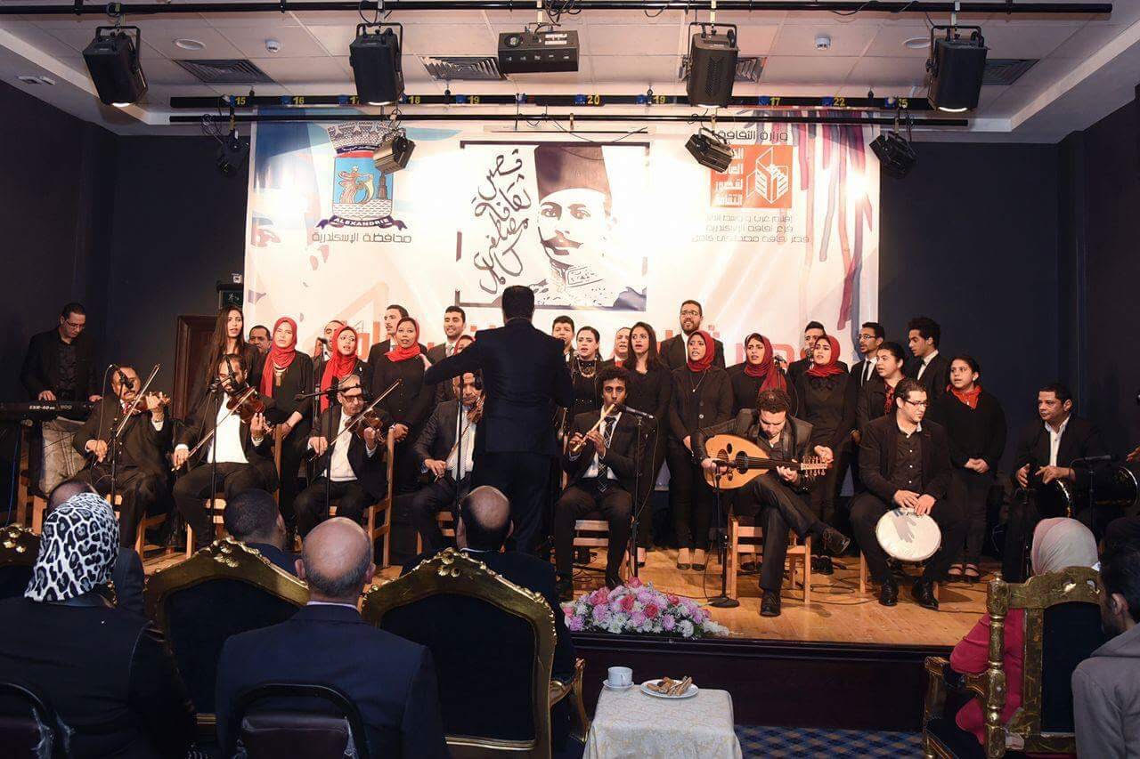 فرحات و النمنم يحضران حفلا موسيقى بقصر ثقافة مصطفى كامل