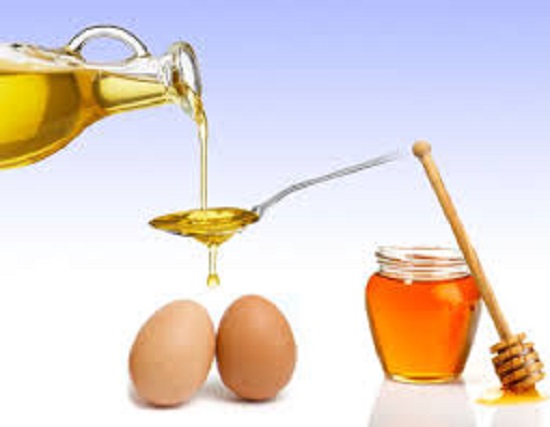 العسل والبيض لعلاج الشعر