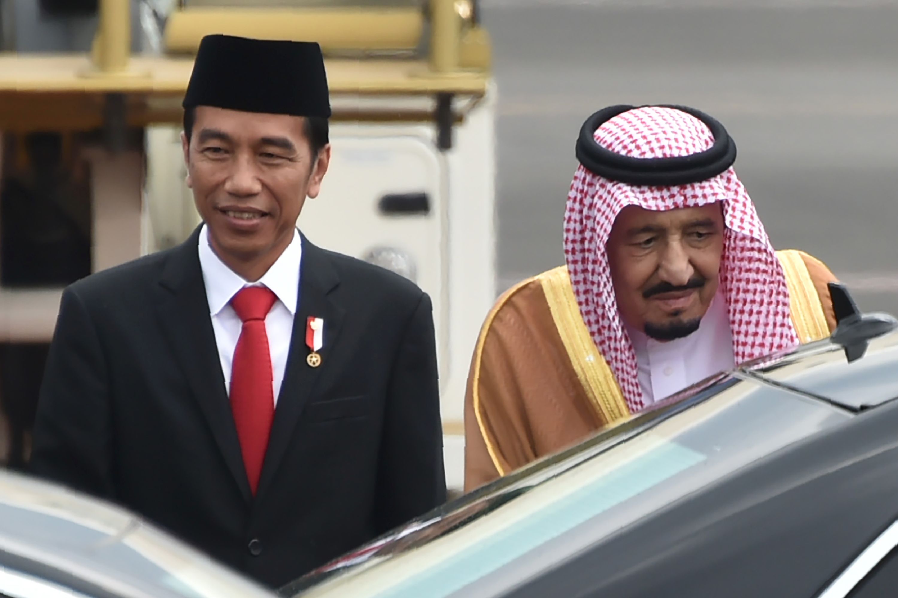 الرئيس الإندونيسى جوكو ويدودو وبالعاهل السعودى (1)