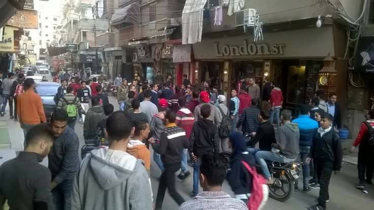 بالصور.. أهالى ميدان سرور بدمياط يطالبون بتكثيف الأمن لكثرة معاكسات  الطالبات - اليوم السابع