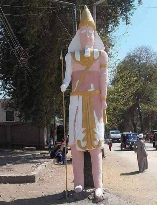 تمثال رمسيس بقرية بندار الكرمانية فى محافظة سوهاج