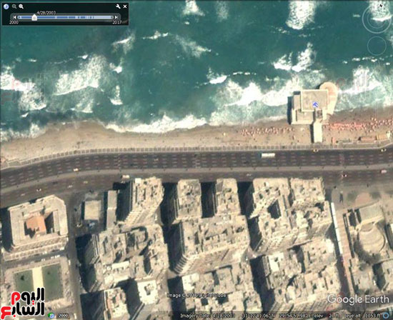 صورة من جوجل ارث تؤكد وجود الشاطئ