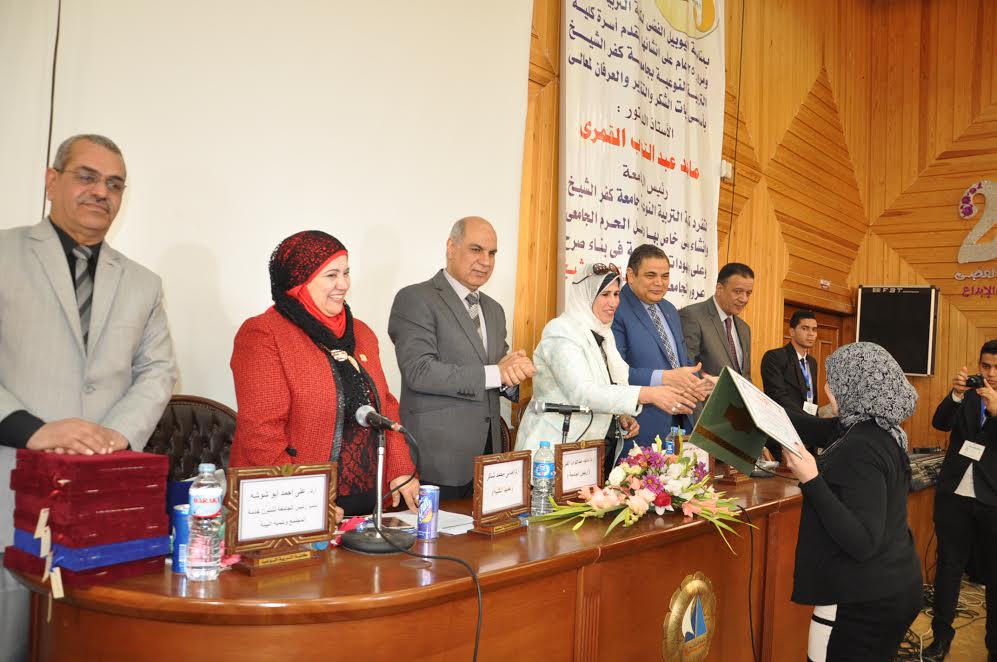 1- رئيس جامعة كفر الشيخ يحتفل باليوبيل الفضي لكلية التربية النوعية