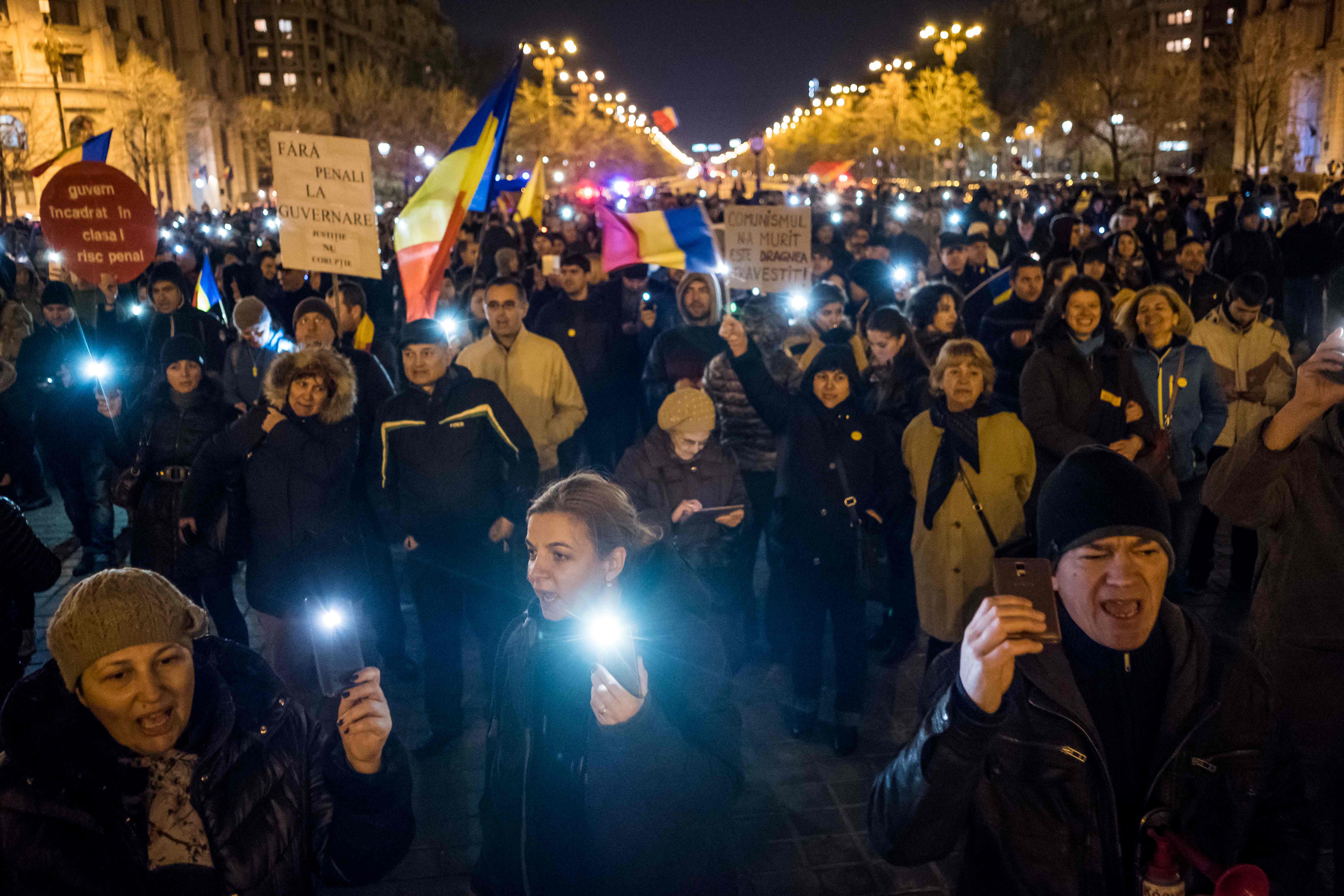 آلاف المحتجين فى رومانيا ضد الفساد الحكومى