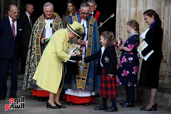 ملكة بريطانيا تحيي يوم الكومنولث بزيارة الكنائس