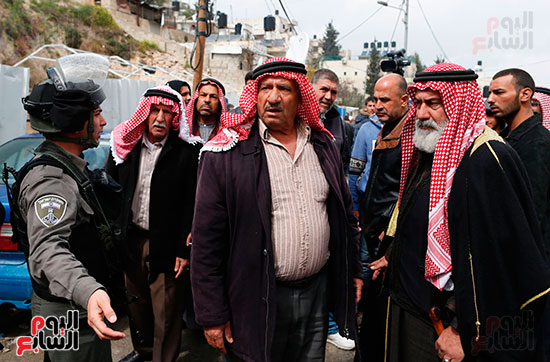قوات الاحتلال تمنع الفلسطينيين من حضور جنازة إبراهيم مطر منفذ عملية طعن بالقدس