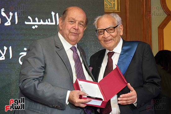 احتفالية تكريم الرواد بجمعية رجال الأعمال المصريين (37)
