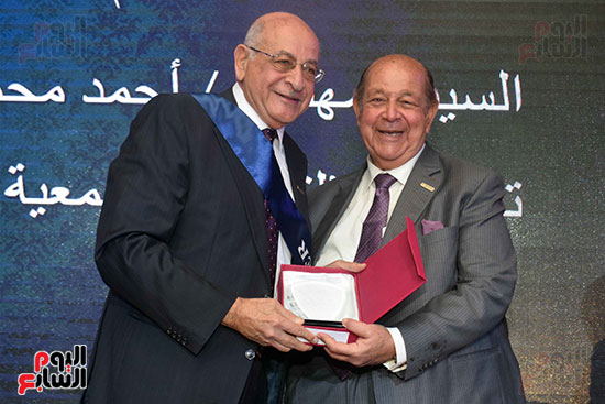 احتفالية تكريم الرواد بجمعية رجال الأعمال المصريين (39)