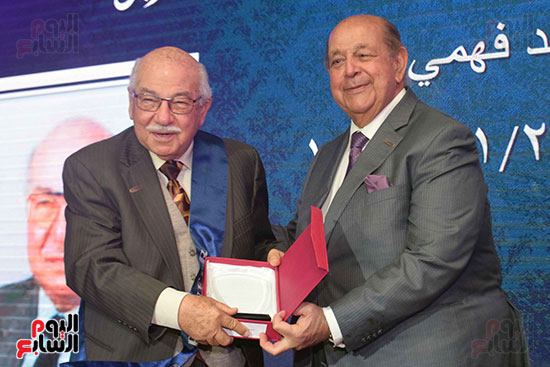 احتفالية تكريم الرواد بجمعية رجال الأعمال المصريين (41)