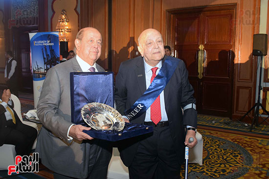 احتفالية تكريم الرواد بجمعية رجال الأعمال المصريين (20)