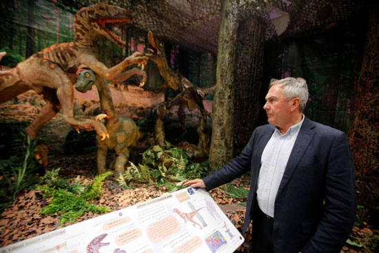 افتتاح معرض للديناصورات فى بيت لحم بالضفة الغربية