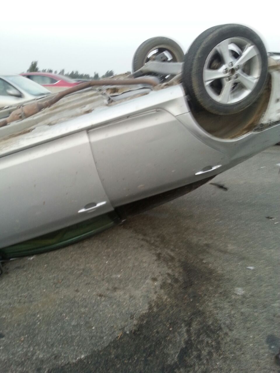 قارئ يوثق حادث تصادم سيارتين بكفر الشيخ (1)