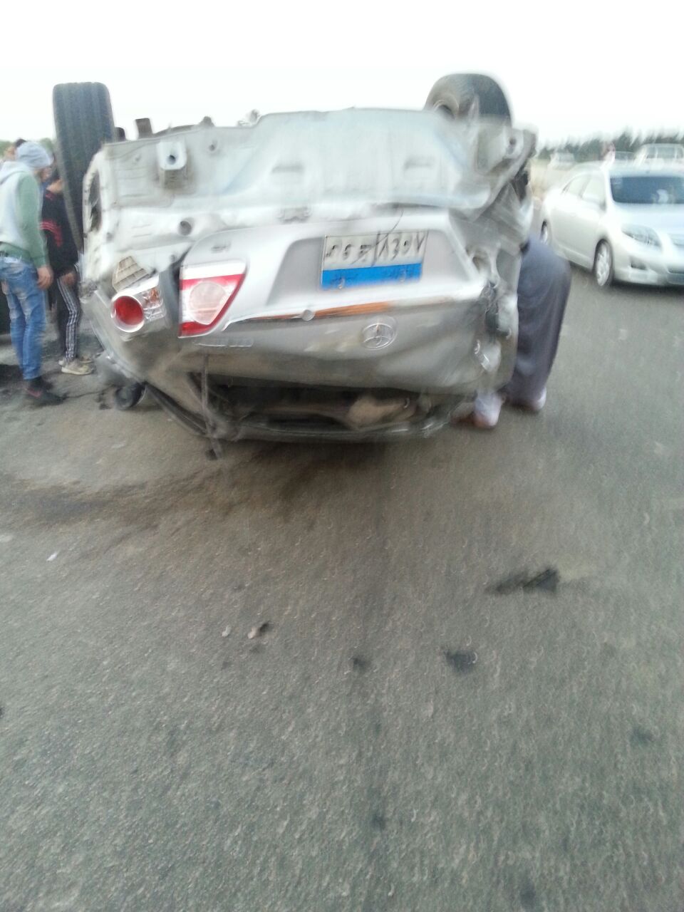 قارئ يوثق حادث تصادم سيارتين بكفر الشيخ (3)