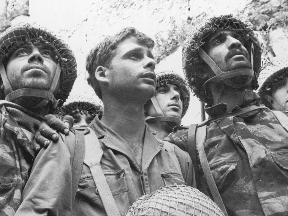 جنود الاحتلال لدى وصولهم القدس المحتلة