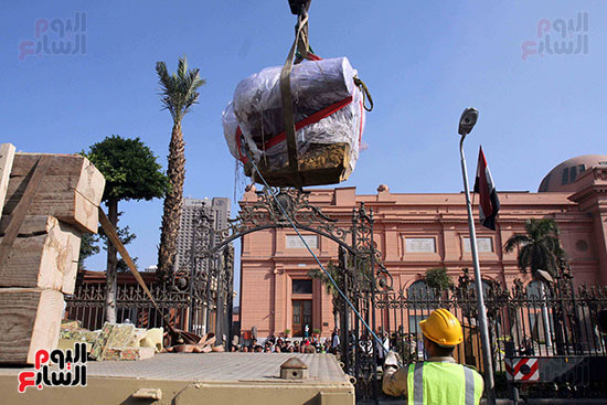 وصول تمثال رمسيس للمتحف المصرى (6)
