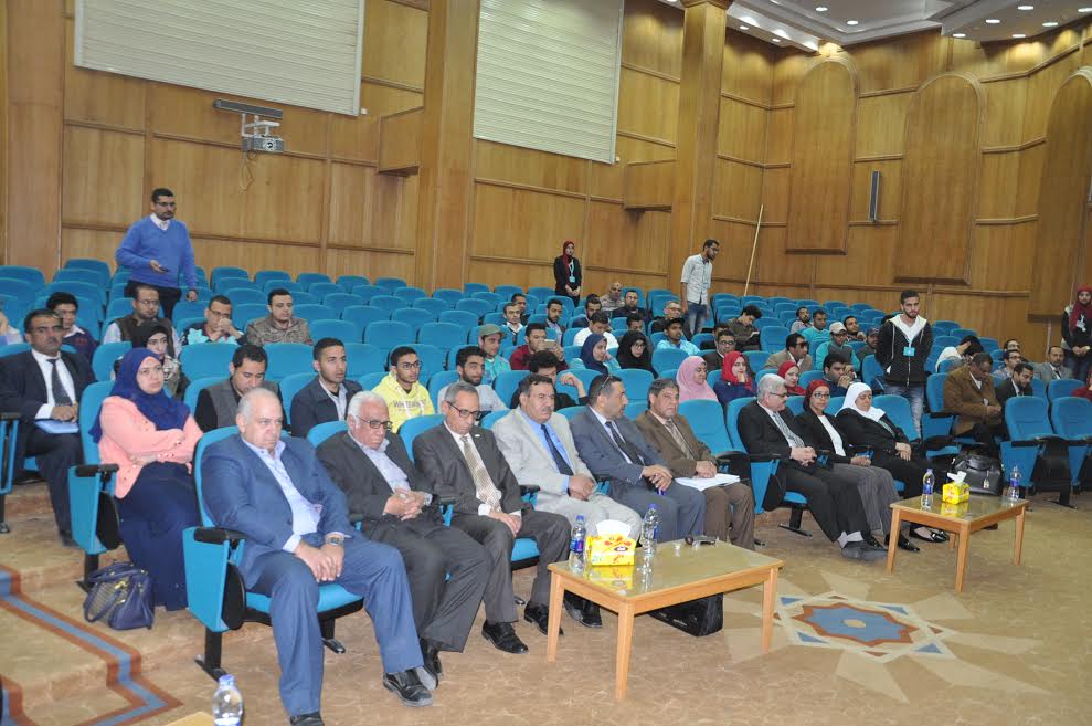 2- جانب من حضور وفود الجامعات