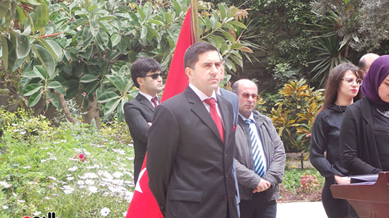   سردار بالانتابه قنصل عام تركيا بالإسكندرية خلال احتفالية يوم الشهيد
