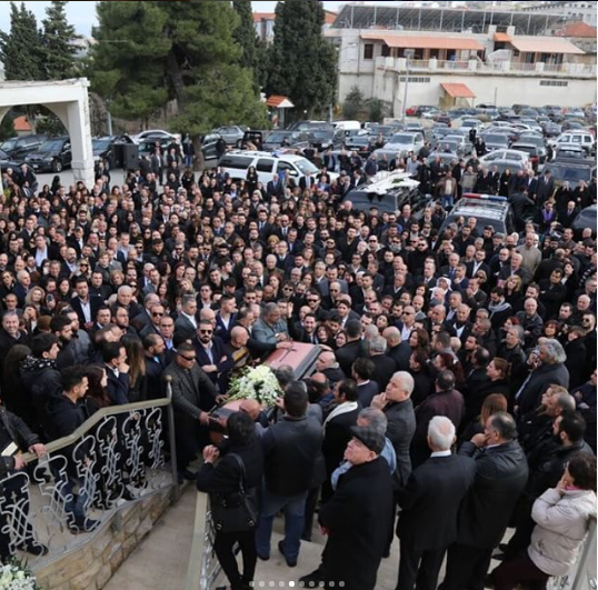 جنازة شقيق نجوى كرم (2)