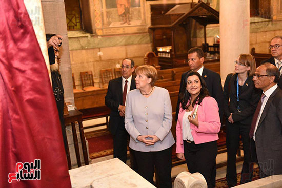 المستشارة الألمانية أنجيلا ميركل تزور مشيخة الأزهر والكاتدرائية (7)
