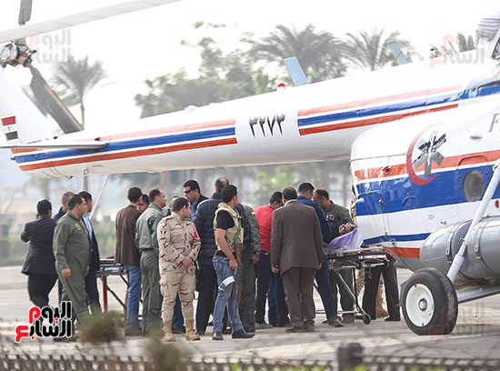 تجهيزات نقل مبارك للمحاكمته بالطائرة 