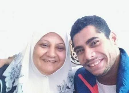 محمد ايهاب ووالدته