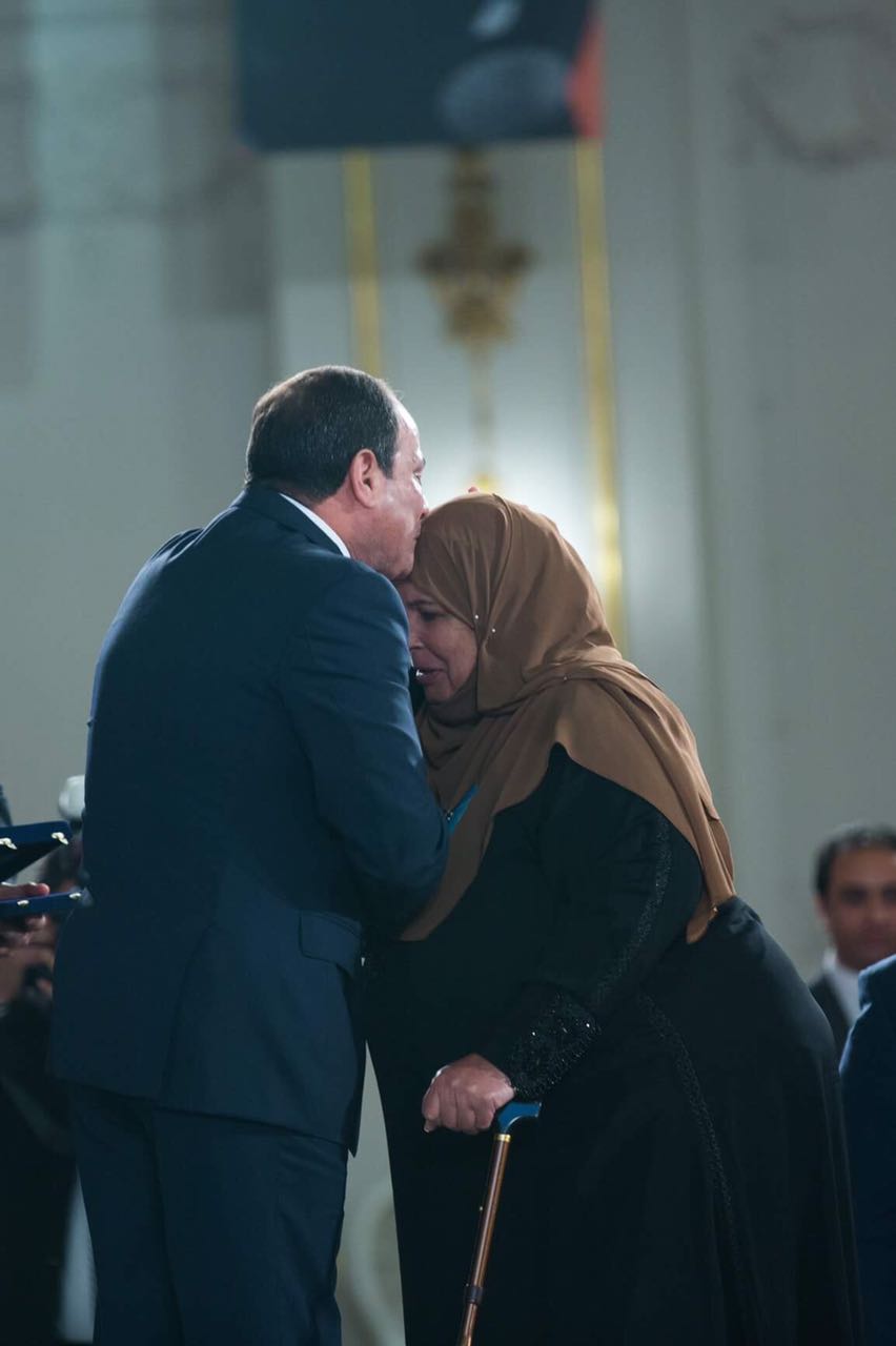 السيسى,عيد الام (8)