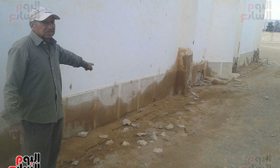  قطع المياه عن المسجد