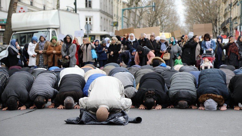 صلاة المسلمين فى فرنسا